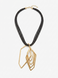 Colier elegant și spectaculos, cu un design modern și expresiv