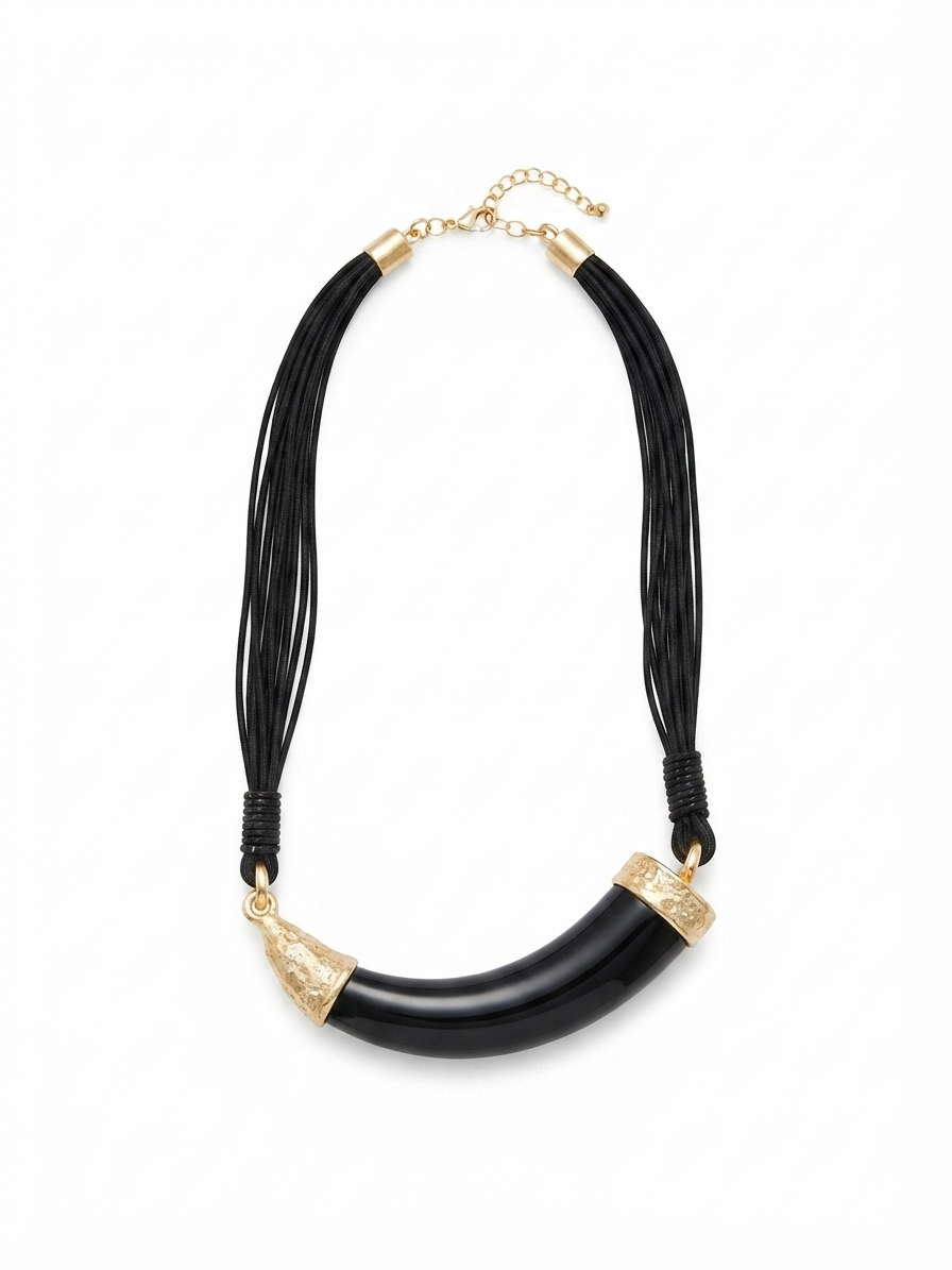 Elegant and striking necklace with a bold, modern design