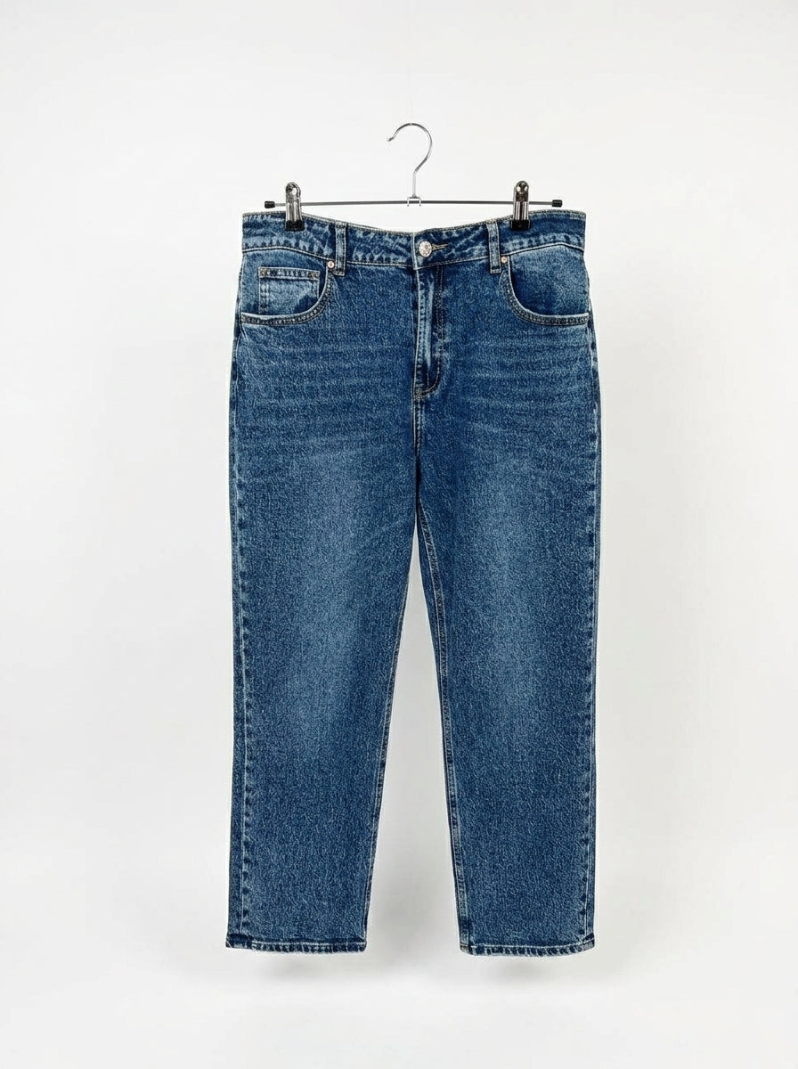 Blugi Premium Denim – Stil și calitate