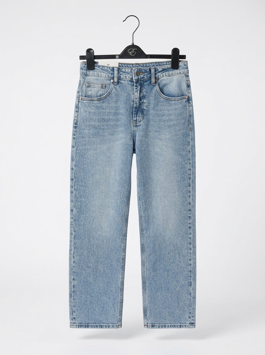 Premium Italian jeans – Elegance and sophistication