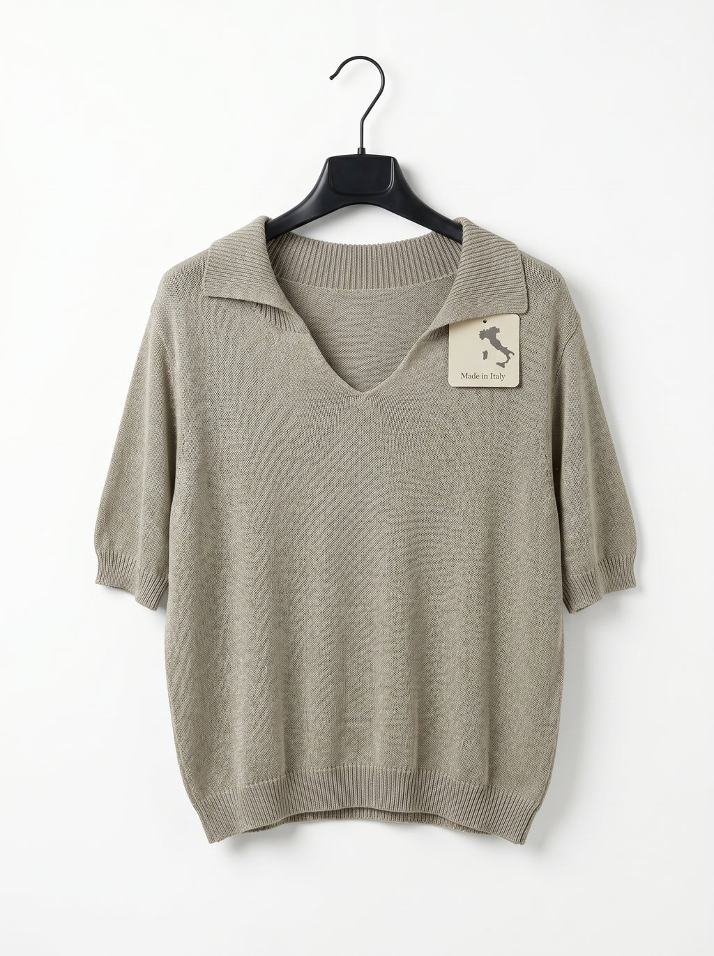 Блуза «Minimalist Elegance»