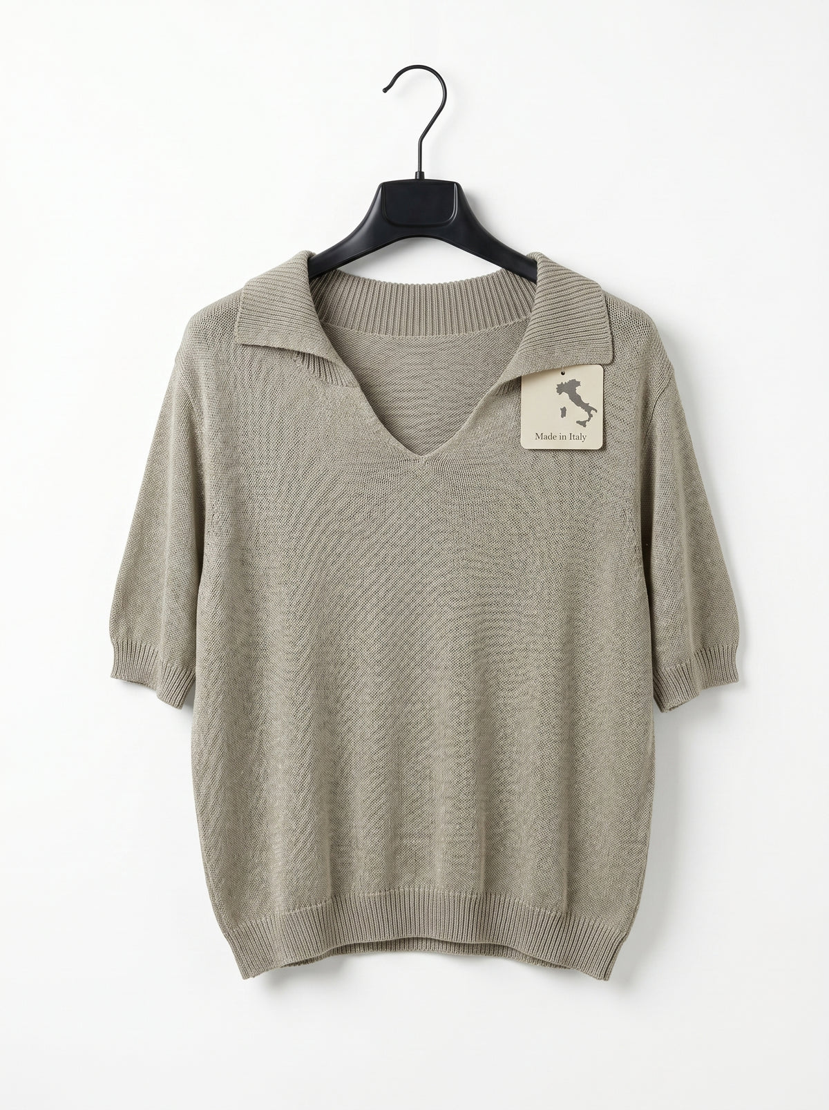 Блуза «Minimalist Elegance»