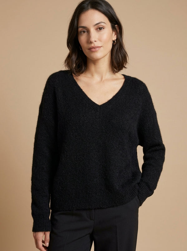 Black women's V-neck jumper