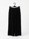 Pantaloni – Clasicul elegant