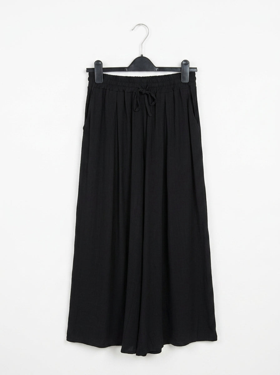 Брюки (Pantaloni) – Комфорт в небесно-голубом цвете