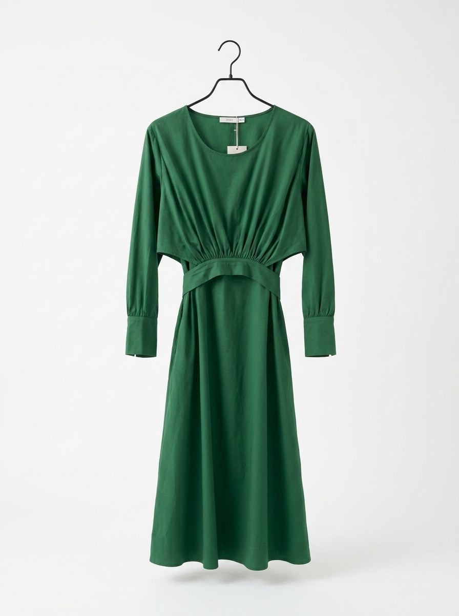 Green dress (Rochie) ITALY – Style and vibrancy
